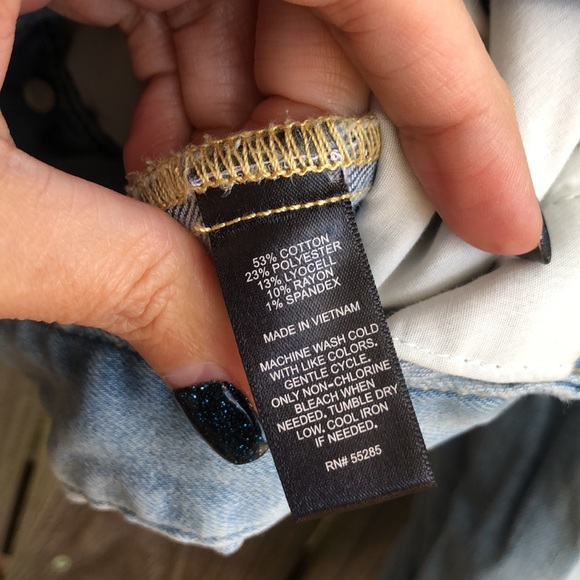 Express denim jacket 🦋 - Picture 3 of 5